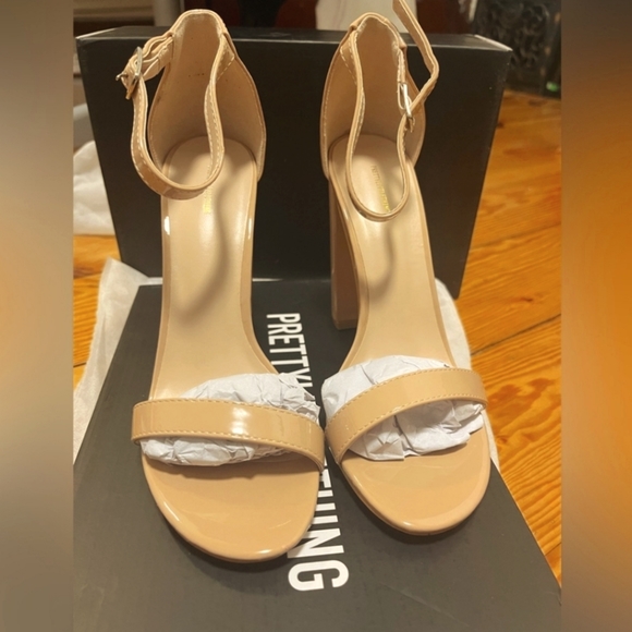 Nude block heeled sandals size 6 - Picture 2 of 3